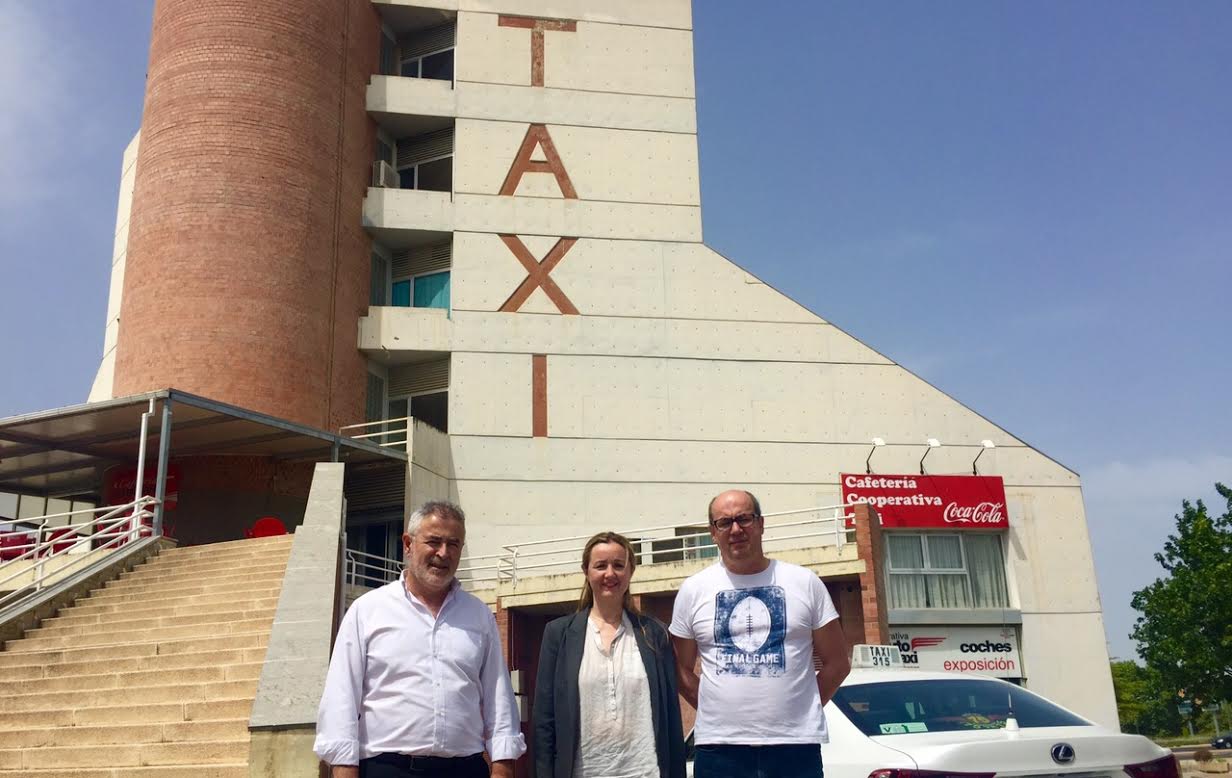 Elena Martinez con el sector del taxi