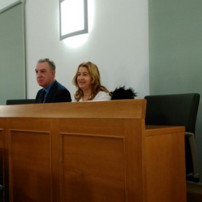 El Consejo Comarcal de la Comunidad de Calatayud rechaza que los 18.000 euros que C’s ha devuelto de su asignación como grupo político se destinen a un fin social El Consejo Comarcal de la Comunidad de Calatayud rechaza que los 18.000 euros que C’s ha devuelto de su asignación como grupo político se destinen a un fin social