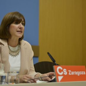 Sara Fernández: “ZeC dilapida el dinero de todos los zaragozanos en viajes propagandísticos”