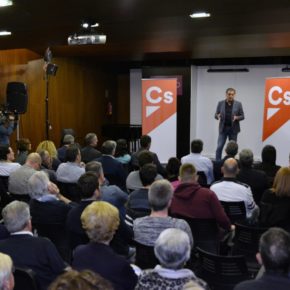 Joaquín Moreno: “Ciudadanos apuesta por Alcañiz como referente mundial en investigación, innovación y desarrollo en el mundo del motor" Joaquín Moreno: “Ciudadanos apuesta por Alcañiz como referente mundial en investigación, innovación y desarrollo en el mundo del motor"