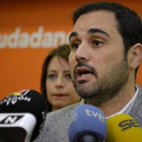 Rodrigo Gómez: “Si Albert Rivera gobierna, a Aragón le irá bien” Rodrigo Gómez: “Si Albert Rivera gobierna, a Aragón le irá bien”