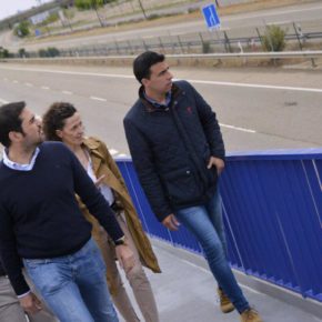 Rodrigo Gómez: “Solo un Gobierno de Ciudadanos garantiza las infraestructuras necesarias para Aragón” Rodrigo Gómez: “Solo un Gobierno de Ciudadanos garantiza las infraestructuras necesarias para Aragón”