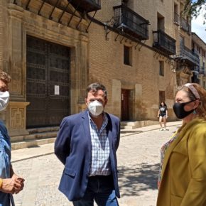 Ciudadanos Huesca propone la concesión de licencias extraordinarias y temporales de bares y cafetería al ocio nocturno Ciudadanos Huesca propone la concesión de licencias extraordinarias y temporales de bares y cafetería al ocio nocturno