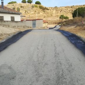 Urbanismo acondiciona el camino ubicado entre las calles Almería y Córdoba