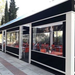 El Ayuntamiento aprueba la normativa que autorizará de manera excepcional el cerramiento de terrazas El Ayuntamiento aprueba la normativa que autorizará de manera excepcional el cerramiento de terrazas