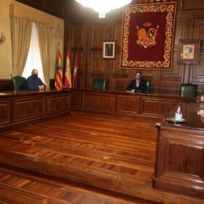 El Ayuntamiento de Teruel y los agentes sociales crearán un plan conjunto para atraer empresas a la ciudad El Ayuntamiento de Teruel y los agentes sociales crearán un plan conjunto para atraer empresas a la ciudad